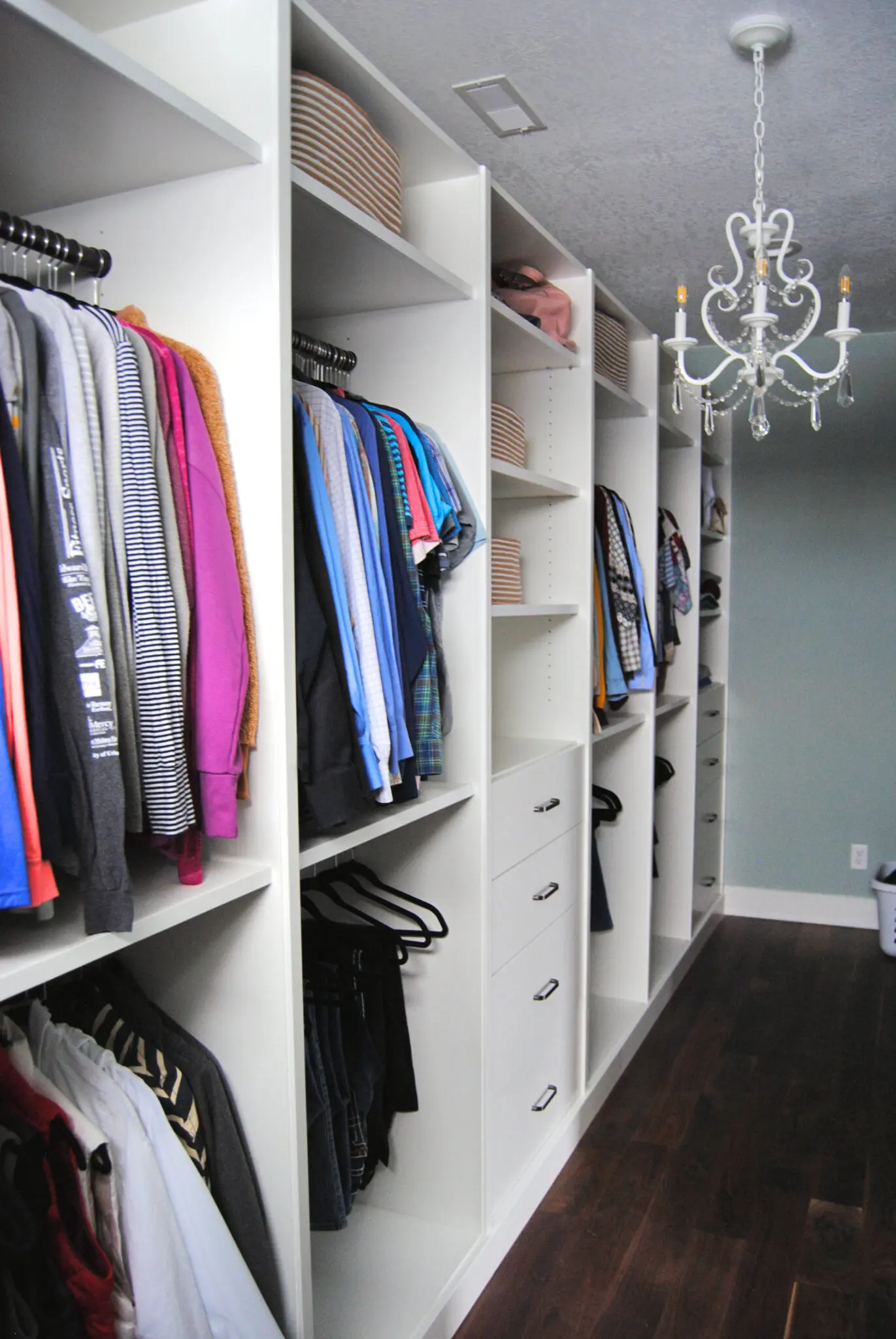Elegant and stylish transitional burgin closet