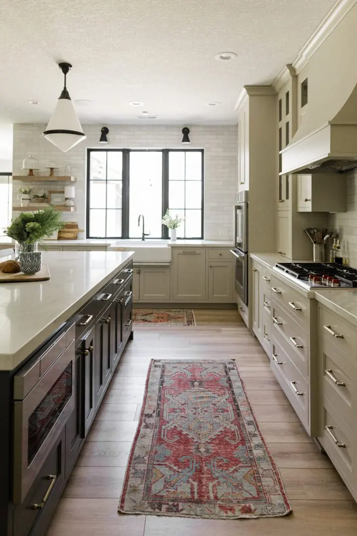 The timeless traditional white custom kitchen design